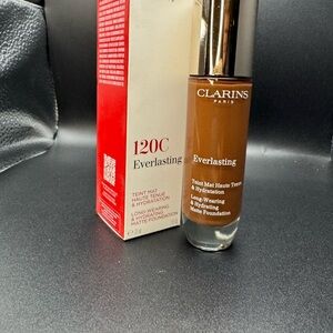 Clarins Everlasting Foundation 120C Full size new in box